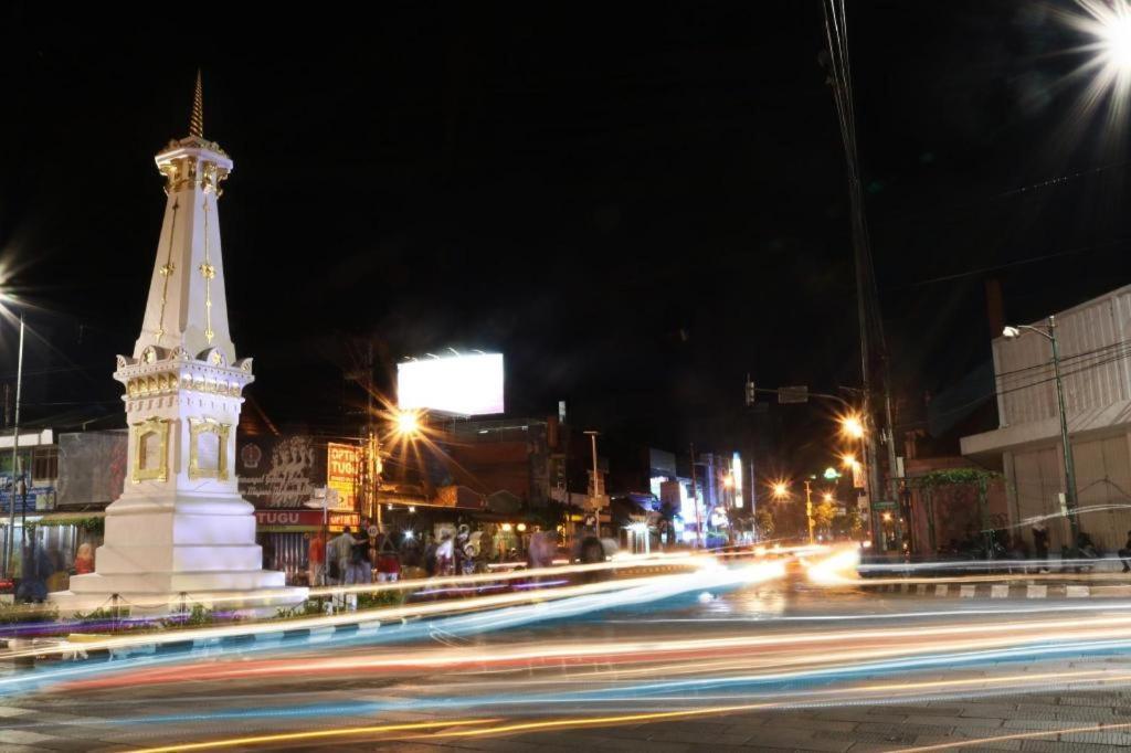 Hotel Tentrem Yogyakarta Exteriör bild