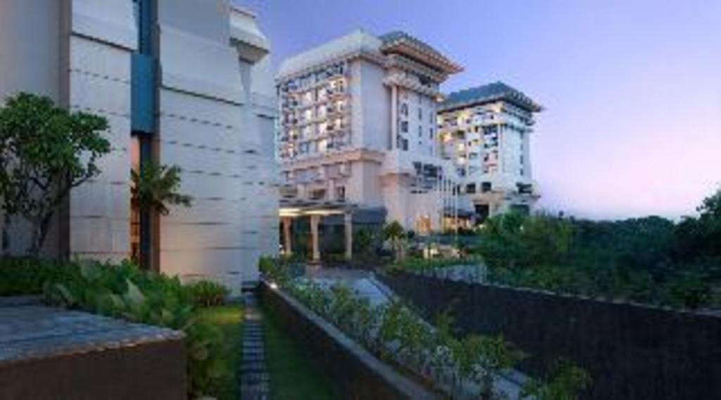 Hotel Tentrem Yogyakarta Exteriör bild