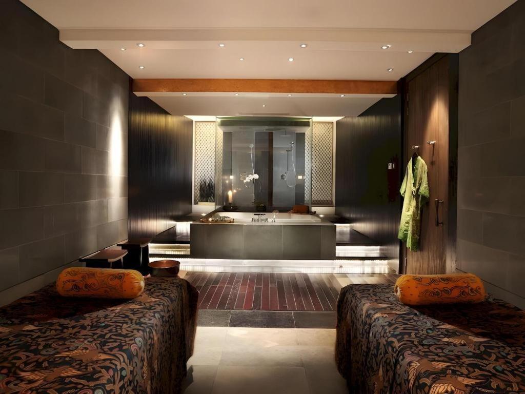 Hotel Tentrem Yogyakarta Exteriör bild
