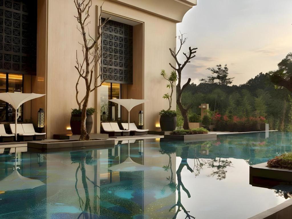 Hotel Tentrem Yogyakarta Exteriör bild