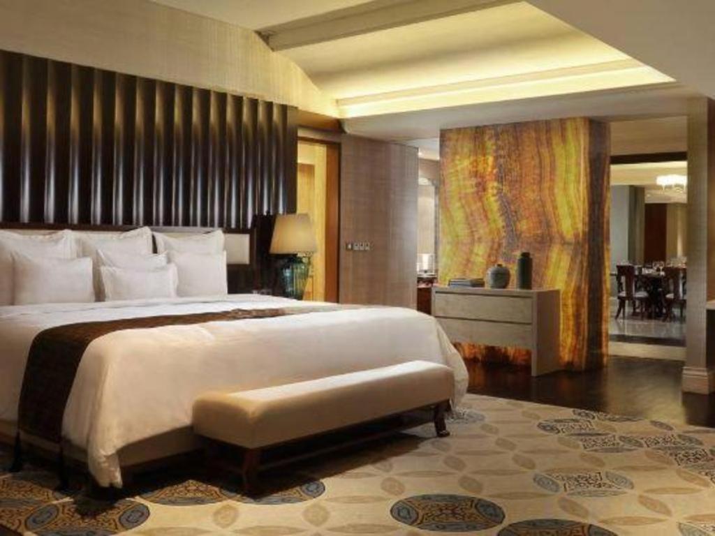 Hotel Tentrem Yogyakarta Exteriör bild