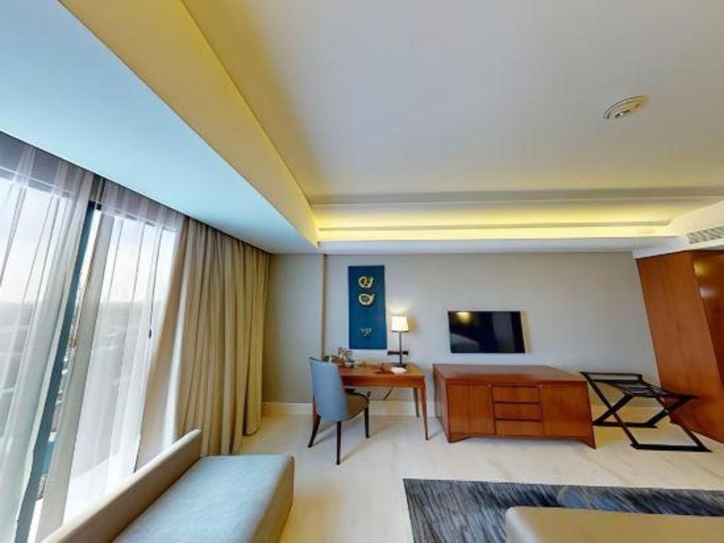 Hotel Tentrem Yogyakarta Exteriör bild