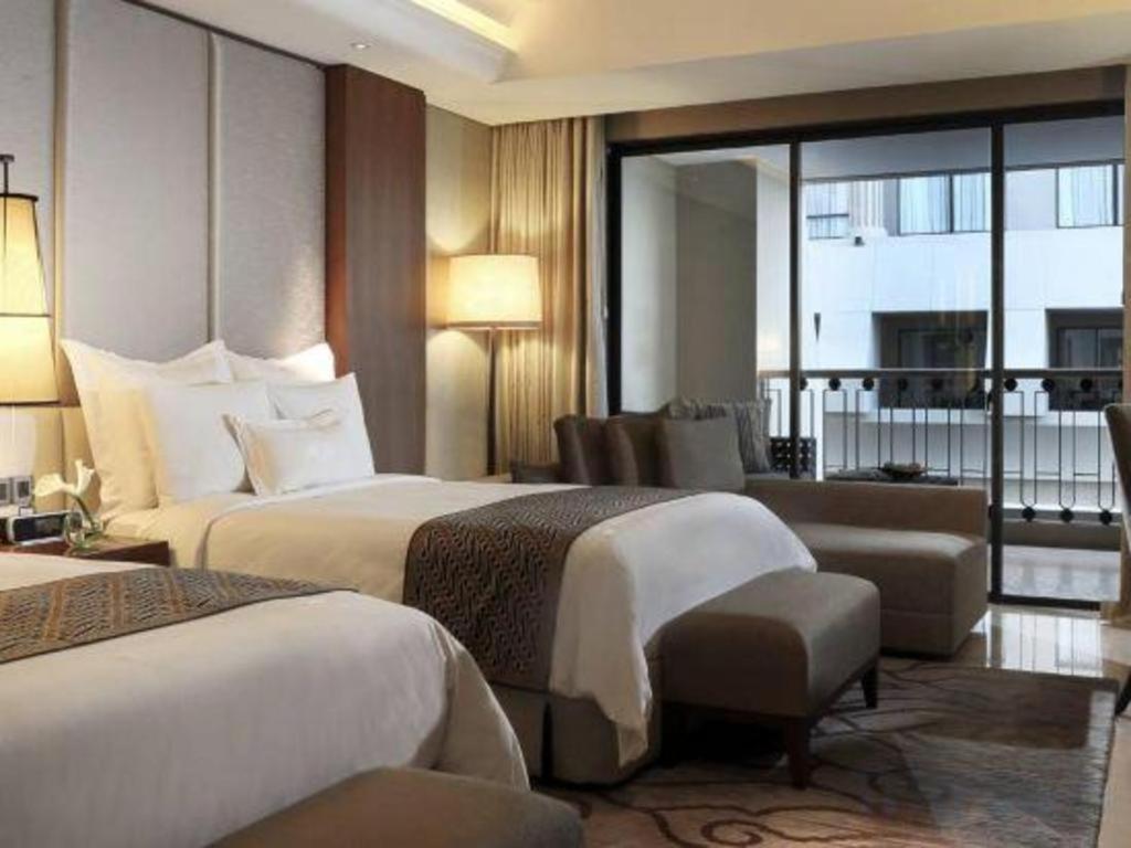 Hotel Tentrem Yogyakarta Exteriör bild