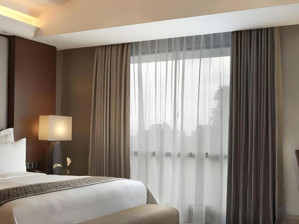 Hotel Tentrem Yogyakarta Exteriör bild